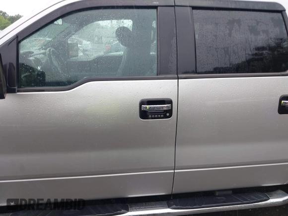 2013 Ford F-150 XL with VIN 1FTFW1CF5DKF63831, listed as a IAAI auction lot 39559854 with 125,721 mi miles and . Bid and sale history available at carsss.com. Image 14.