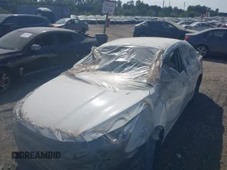2017 Nissan Sentra S with VIN 3N1AB7AP7HY243649, listed as a IAAI auction lot 40386844 with Not Provided miles and . Bid and sale history available at DreamBid. Image 6.