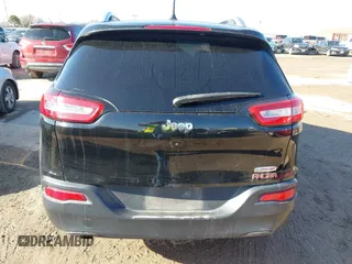 2018 Jeep Cherokee Latitude Plus with VIN 1C4PJLLB1JD513441, listed as a IAAI auction lot 41645225 with 123,986 mi miles and . Bid and sale history available at DreamBid. Image 17.