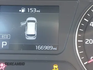 2019 Kia Sorento L with VIN 5XYPG4A39KG554287, listed as a IAAI auction lot 41760728 with 166,989 mi miles. Bid and sale history available at carsss.com. Image 16.