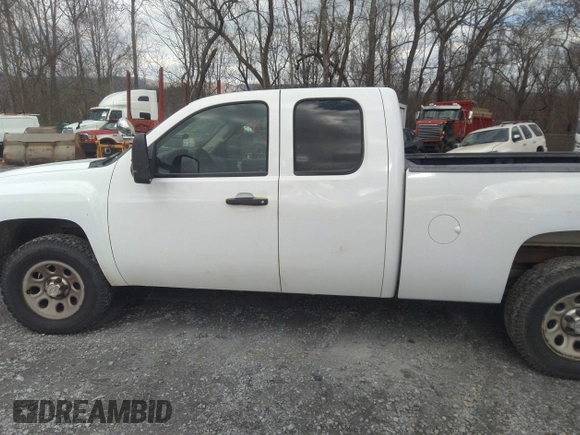 2010 Chevrolet Silverado 1500 with VIN 1GCSKPE31AZ229573, listed as a IAAI auction lot 41203758 with 128,175 mi miles and . Bid and sale history available at DreamBid. Image 15.
