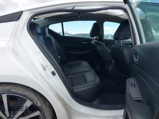 2020 Nissan Altima SR z VIN 1N4BL4CVXLC214582, wystawiony jako IAAI lot #40665527 z przebiegiem 90 224 mil mil oraz . Historia ofert i sprzedaży dostępna na DreamBid. Obrazek 8.