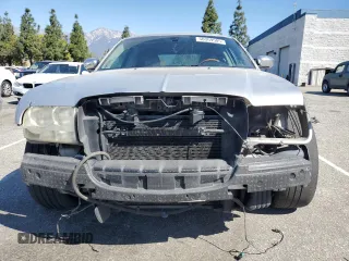 2005 Chrysler 300 300C AWD z VIN 2C3AK63H85H671717, wystawiony jako Copart lot #50369505 z przebiegiem 203 099 mil mil oraz Szkoda całkowita • Salvage title. Historia ofert i sprzedaży dostępna na DreamBid. Obrazek 5.