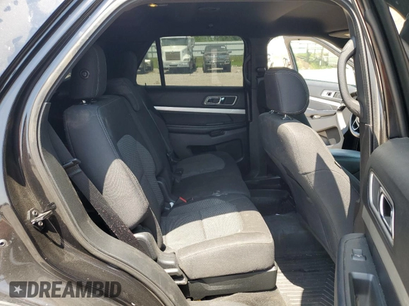 2017 Ford Explorer XLT with VIN 1FM5K7D86HGB30498, listed as a Copart auction lot 53467025 with 146,617 mi miles and Salvage title. Bid and sale history available at DreamBid. Image 10.