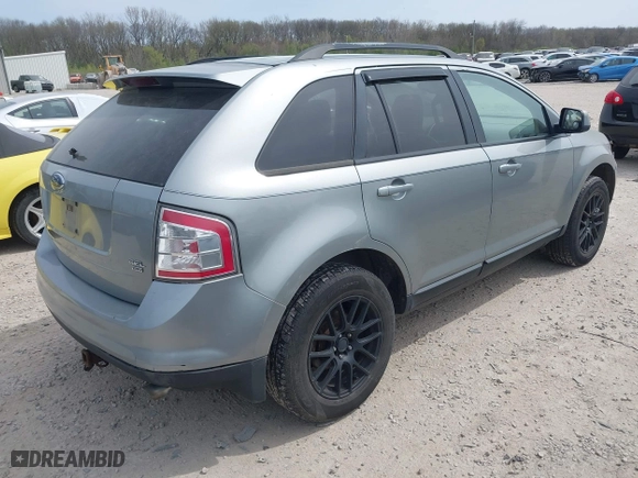 2007 Ford Edge SEL with VIN 2FMDK48C67BA89921, listed as a IAAI auction lot 42073722 with 270,000 mi miles. Bid and sale history available at carsss.com. Image 4.