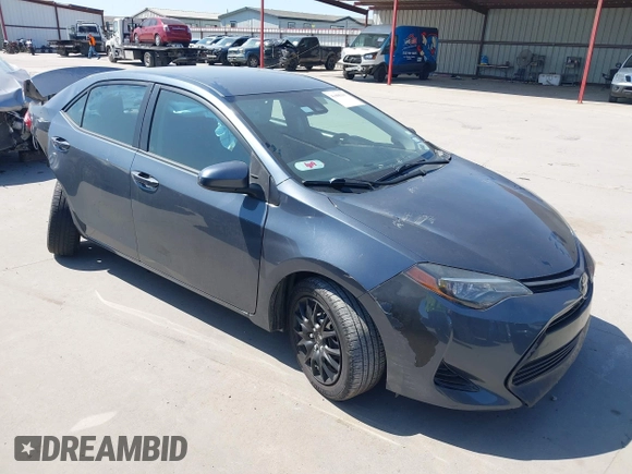 2018 Toyota Corolla L z VIN 2T1BURHE4JC103687, wystawiony jako IAAI lot #41985917 z przebiegiem 135 823 mil mil oraz . Historia ofert i sprzedaży dostępna na DreamBid. Obrazek 1.