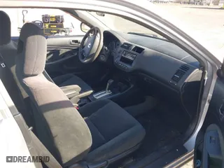 2003 Honda Civic EX with VIN 1HGEM22953L012926, listed as a IAAI auction lot 41819055 with 182,113 mi miles. Bid and sale history available at carsss.com. Image 5.