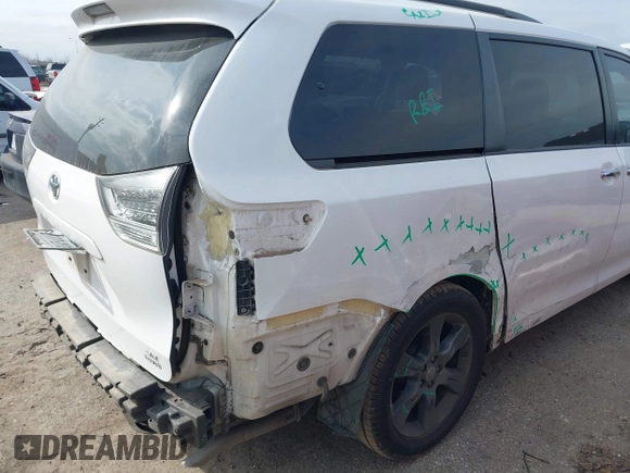 2016 Toyota Sienna SE с VIN 5TDXK3DC1GS714094, выставлен на аукционе IAAI как лот 41528860 с пробегом 140 639 миль миль и . История ставок и продаж доступна на DreamBid. Изображение 17.