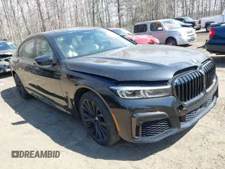 2021 BMW 7 Series 750i xDrive with VIN WBA7U2C05MCF72521, listed as a IAAI auction lot 41763182 with 68,668 mi miles. Bid and sale history available at carsss.com. Image 1.