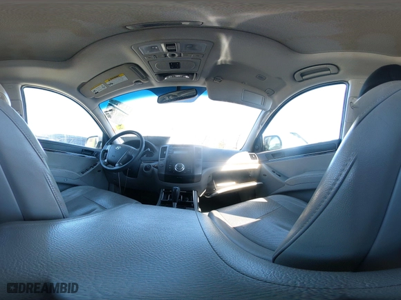 2012 Hyundai Veracruz Limited with VIN KM8NU4CC2CU196846, listed as a IAAI auction lot 41805692 with 174,132 mi miles. Bid and sale history available at carsss.com. Image 18.