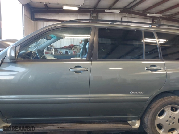 2007 Toyota Highlander w/3rd Row with VIN JTEEP21A670220737, listed as a IAAI auction lot 41735805 with 217,994 mi miles. Bid and sale history available at carsss.com. Image 14.
