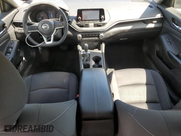 2022 Nissan Altima S with VIN 1N4BL4BV7NN407247, listed as a Copart auction lot 56980355 with 68,847 mi miles and Salvage title. Bid and sale history available at DreamBid. Image 8.