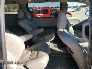 2019 Toyota Sienna XLE Auto Access Seat with VIN 5TDYZ3DC6KS971793, listed as a Copart auction lot 79479604 with 113,438 mi miles and Salvage Title. Bid and sale history available at carsss.com. Image 11.
