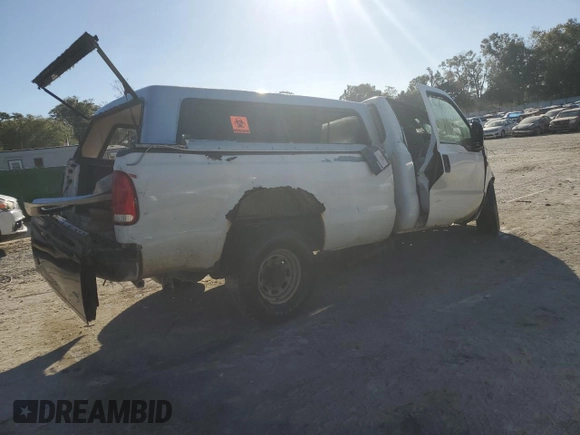 2001 Ford F-350 with VIN 1FTSF30S61EB66117, listed as a Copart auction lot 80763424 with 254,489 mi miles and Non repairable. Bid and sale history available at DreamBid. Image 3.