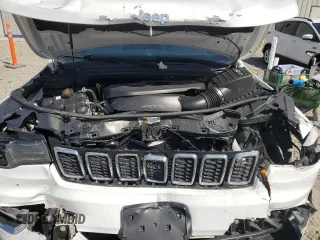 2018 Jeep Grand Cherokee Limited with VIN 1C4RJFBG4JC129635, listed as a Copart auction lot 53292925 with 118,522 mi miles and Non Repairable. Bid and sale history available at carsss.com. Image 13.