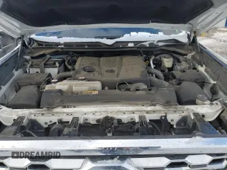 2022 Toyota Tundra 1794 Edition with VIN 5TFMA5DB8NX045547, listed as a Copart auction lot 42543985 with 39,256 mi miles and Clean title. Bid and sale history available at DreamBid. Image 11.