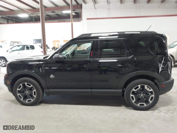 2021 Ford Bronco Sport Outer Banks with VIN 3FMCR9C66MRB40529, listed as a IAAI auction lot 41779722 with 71,422 mi miles. Bid and sale history available at carsss.com. Image 14.