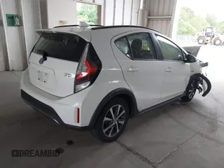 2018 Toyota Prius One with VIN JTDKDTB31J1608112, listed as a IAAI auction lot 42086063 with 51,847 mi miles and . Bid and sale history available at DreamBid. Image 4.