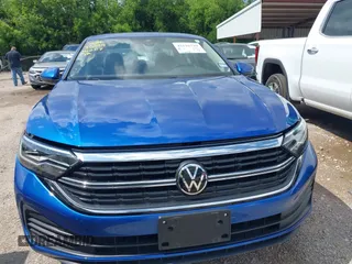 2024 Volkswagen Jetta SE with VIN 3VWEM7BU9RM007894, listed as a IAAI auction lot 42116799 with 35,023 mi miles and . Bid and sale history available at DreamBid. Image 11.