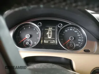 2013 Volkswagen CC Lux с VIN WVWRN7AN2DE519961, выставлен на аукционе Copart как лот 47144515 с пробегом 96 347 миль миль и Списание • Salvage title. История ставок и продаж доступна на DreamBid. Изображение 9.