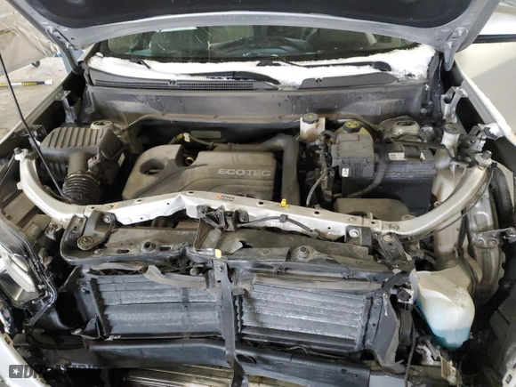 2020 Chevrolet Equinox LT with VIN 2GNAXKEV8L6160520, listed as a Copart auction lot 45737775 with 135,873 mi miles and Salvage Title. Bid and sale history available at carsss.com. Image 12.