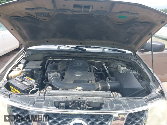 2006 Nissan Pathfinder SE with VIN 5N1AR18U26C642469, listed as a IAAI auction lot 42465897 with 221,356 mi miles and . Bid and sale history available at DreamBid. Image 10.