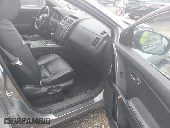 2010 Mazda CX-9 Grand Touring with VIN JM3TB3MA9A0208950, listed as a IAAI auction lot 42133824 with 225,222 mi miles and . Bid and sale history available at DreamBid. Image 5.