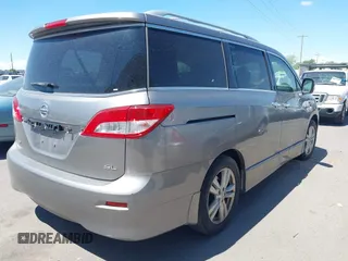 2013 Nissan Quest LE z VIN JN8AE2KPXD9069232, wystawiony jako IAAI lot #42101529 z przebiegiem 250 544 mil mil oraz . Historia ofert i sprzedaży dostępna na DreamBid. Obrazek 4.