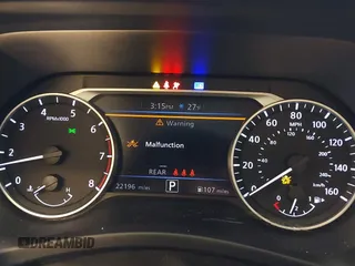 2024 Nissan Sentra SV z VIN 3N1AB8CV2RY285343, wystawiony jako IAAI lot #41579305 z przebiegiem 22 196 mil mil oraz . Historia ofert i sprzedaży dostępna na DreamBid. Obrazek 7.