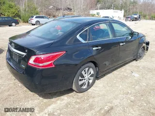 2013 Nissan Altima 2.5 S with VIN 1N4AL3AP2DC258927, listed as a IAAI auction lot 41994835 with 187,459 mi miles. Bid and sale history available at carsss.com. Image 4.
