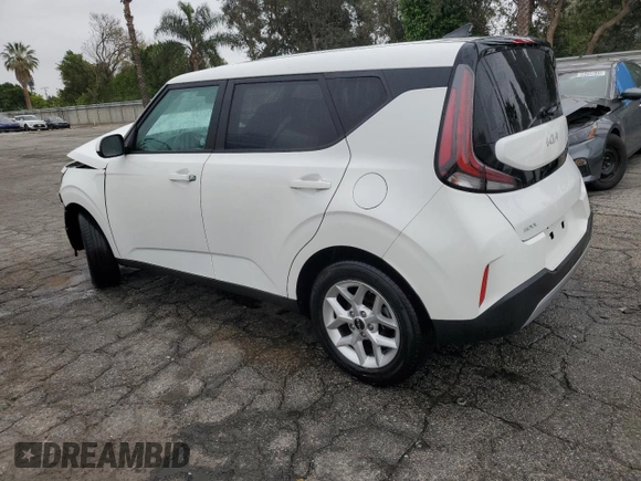 2024 Kia Soul LX with VIN KNDJ23AU0R7235424, listed as a Copart auction lot 53264005 with 22,191 mi miles and Non Repairable. Bid and sale history available at carsss.com. Image 2.