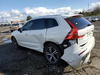 2019 Volvo XC60 R-Design with VIN YV4A22RM8K1333427, listed as a Copart auction lot 45726494 with 43,463 mi miles. Bid and sale history available at carsss.com. Image 2.
