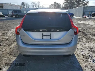 2015 Volvo V60 T5 Drive-E Premier with VIN YV140MEB7F1200244, listed as a Copart auction lot 88470135 with 250,803 mi miles and Salvage Title. Bid and sale history available at carsss.com. Image 6.