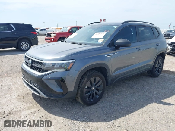 2024 Volkswagen Taos S с VIN 3VV5X7B29RM073159, выставлен на аукционе IAAI как лот 42021195 с пробегом 28 619 миль миль и . История ставок и продаж доступна на DreamBid. Изображение 2.