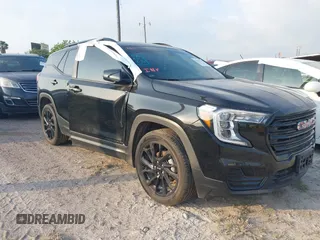 2024 GMC Terrain SLE z VIN 3GKALMEG5RL184283, wystawiony jako IAAI lot #41921401 z przebiegiem 21 934 mil mil oraz . Historia ofert i sprzedaży dostępna na DreamBid. Obrazek 1.