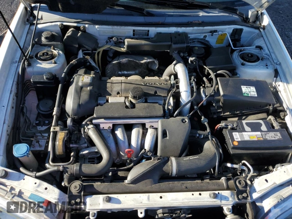 2002 Volvo S40 with VIN YV1VS29542F821073, listed as a Copart auction lot 87377204 with 57,474 mi miles and Salvage Title. Bid and sale history available at carsss.com. Image 11.
