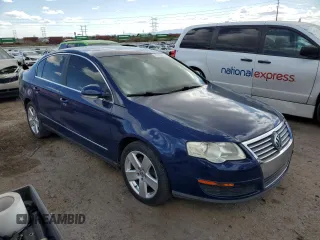 2008 Volkswagen Passat Komfort z VIN WVWAK73C38P090731, wystawiony jako Copart lot #47819845 z przebiegiem 150 608 mil mil oraz Szkoda całkowita • Salvage title. Historia ofert i sprzedaży dostępna na DreamBid. Obrazek 4.