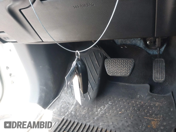 2022 Toyota Tundra with VIN 5TFKB5CDXNX001458, listed as a IAAI auction lot 42640278 with 51,718 mi miles and . Bid and sale history available at DreamBid. Image 11.