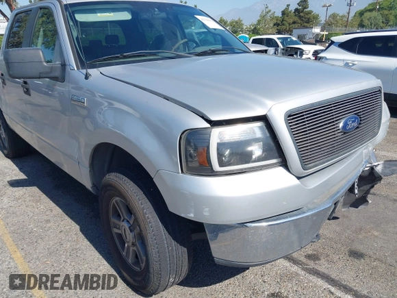 2006 Ford F-150 XLT с VIN 1FTRW14W76KD37739, выставлен на аукционе IAAI как лот 42706614 с пробегом 325 028 миль миль и . История ставок и продаж доступна на DreamBid. Изображение 17.