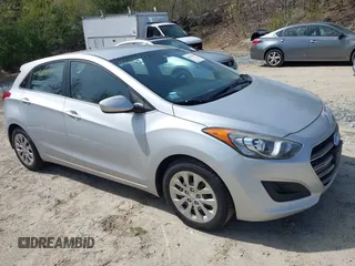2016 Hyundai Elantra z VIN KMHD35LH2GU317106, wystawiony jako IAAI lot #42133557 z przebiegiem 133 944 mil mil oraz . Historia ofert i sprzedaży dostępna na DreamBid. Obrazek 1.