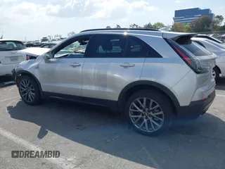 2020 Cadillac XT4 FWD Sport with VIN 1GYFZER46LF122716, listed as a IAAI auction lot 41905824 with 51,986 mi miles and . Bid and sale history available at carsss.com. Image 14.