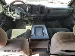 2003 Chevrolet Silverado 1500HD LS with VIN 1GCGK13U33F131230, listed as a Copart auction lot 52699415 with 237,280 mi miles and Salvage Title. Bid and sale history available at DreamBid. Image 8.