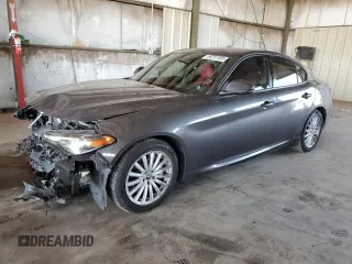 2022 Alfa Romeo Giulia z VIN ZARFAMAN3N7664970, wystawiony jako Copart lot #56761405 z przebiegiem 26 720 mil mil oraz Szkoda całkowita • Salvage title. Historia ofert i sprzedaży dostępna na DreamBid. Obrazek 1.