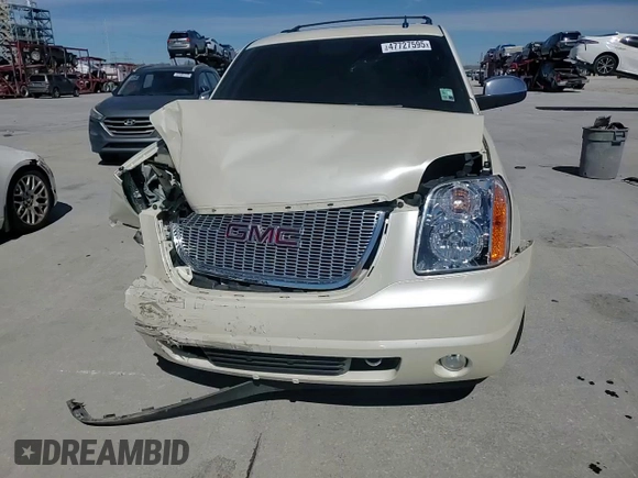 2008 GMC Yukon SLT w/4SB with VIN 1GKFC13J08R263645, listed as a Copart auction lot 47727595 with 0 mi miles and Salvage Title. Bid and sale history available at carsss.com. Image 12.
