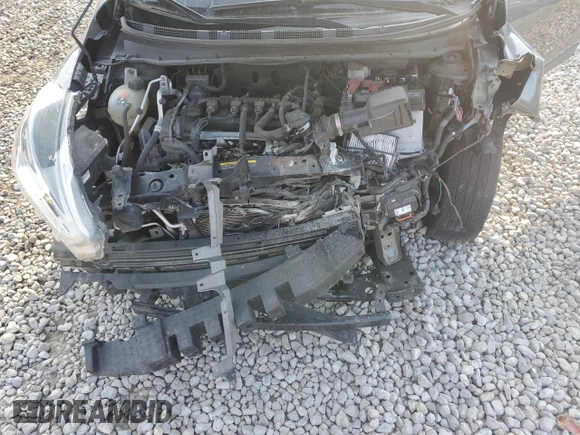 2018 Nissan Kicks SV z VIN 3N1CP5CU5JL520738, wystawiony jako Copart lot #53406785 z przebiegiem 82 082 mil mil oraz Szkoda całkowita • Salvage title. Historia ofert i sprzedaży dostępna na DreamBid. Obrazek 13.
