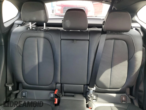 2017 BMW X1 xDrive28i with VIN WBXHT3Z38H4A58005, listed as a Copart auction lot 55837805 with 50,318 mi miles and Salvage title. Bid and sale history available at DreamBid. Image 10.