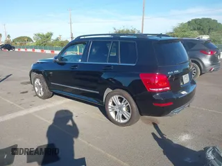 2014 Mercedes-Benz GLK GLK 350 with VIN WDCGG5HB7EG331681, listed as a IAAI auction lot 41411522 with 100,161 mi miles. Bid and sale history available at carsss.com. Image 3.