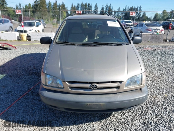 2000 Toyota Sienna LE with VIN 4T3ZF13C5YU227631, listed as a IAAI auction lot 42173057 with 154,152 mi miles and . Bid and sale history available at DreamBid. Image 12.