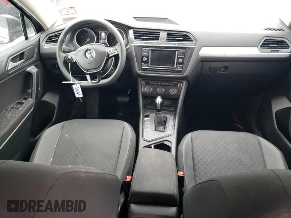2019 Volkswagen Tiguan S z VIN 3VV1B7AX6KM013890, wystawiony jako Copart lot #46066075 z przebiegiem 68 855 mil mil oraz Szkoda całkowita • Salvage title. Historia ofert i sprzedaży dostępna na DreamBid. Obrazek 8.