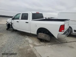 2018 Ram 2500 Tradesman with VIN 3C6UR5CJ3JG148172, listed as a Copart auction lot 46089165 with 53,957 mi miles and Salvage Title. Bid and sale history available at carsss.com. Image 2.